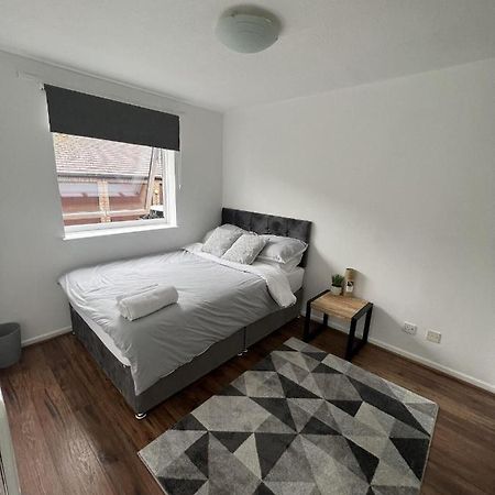 Canary Wharf Haven - Spacious & Homely Entire 1 Bedroom Flat London Ngoại thất bức ảnh