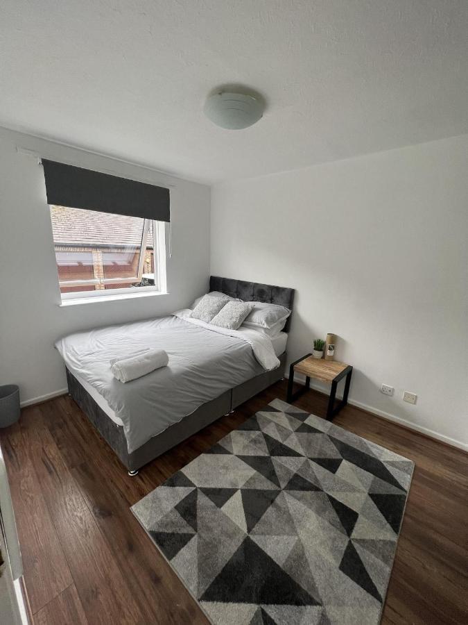 Canary Wharf Haven - Spacious & Homely Entire 1 Bedroom Flat London Ngoại thất bức ảnh